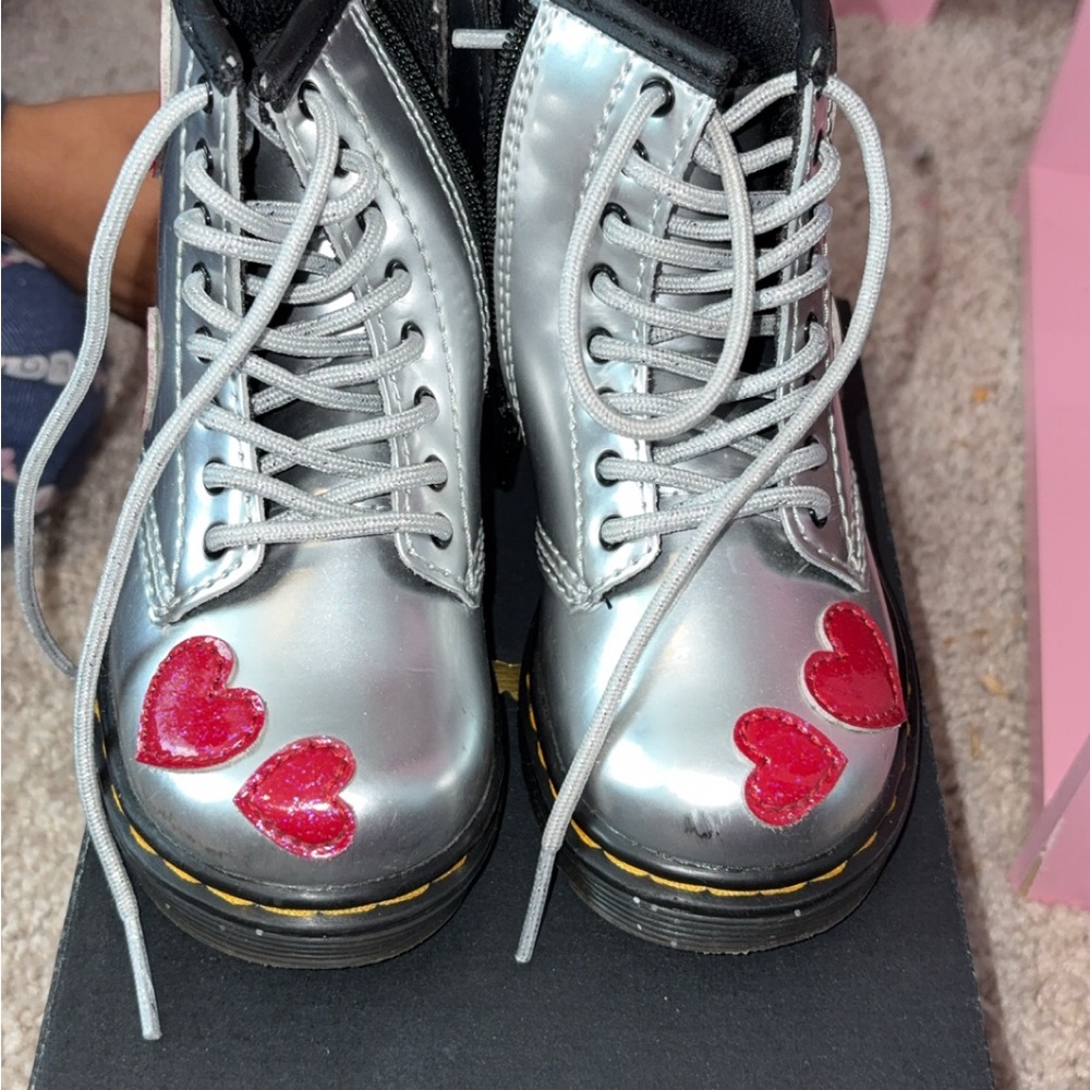 Dr. Martens Kids Silver Heart Accent Lace-Up Boots